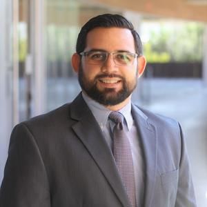 Meet your Posher, Moises